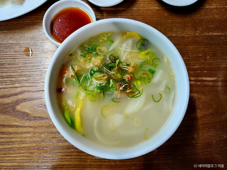 황생가칼국수 (Hwangsaengga) photo