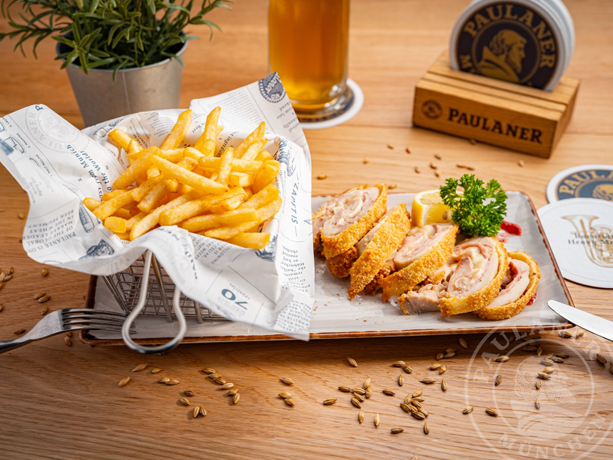Paulaner Bräuhaus Singapore photo